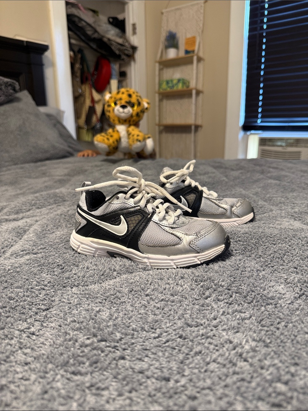 Nike Kids Silver and Black Active Sneakers